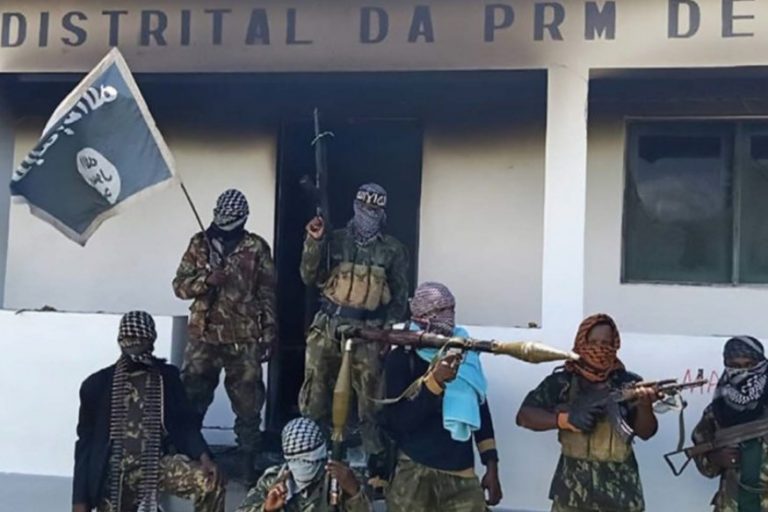 With image of jihadists in Cabo Delgado (© Aid to the Church in Need)