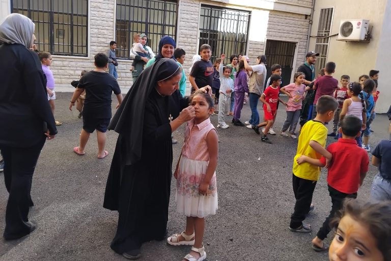 Sisters helping IDPs in Jabboulé, Lebanon.