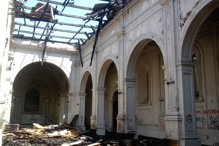 The Church of the Assumption in Santiago de Chile after the fire.
